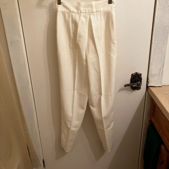 Spyee size 3 cream pant suit - Picture 7 of 12